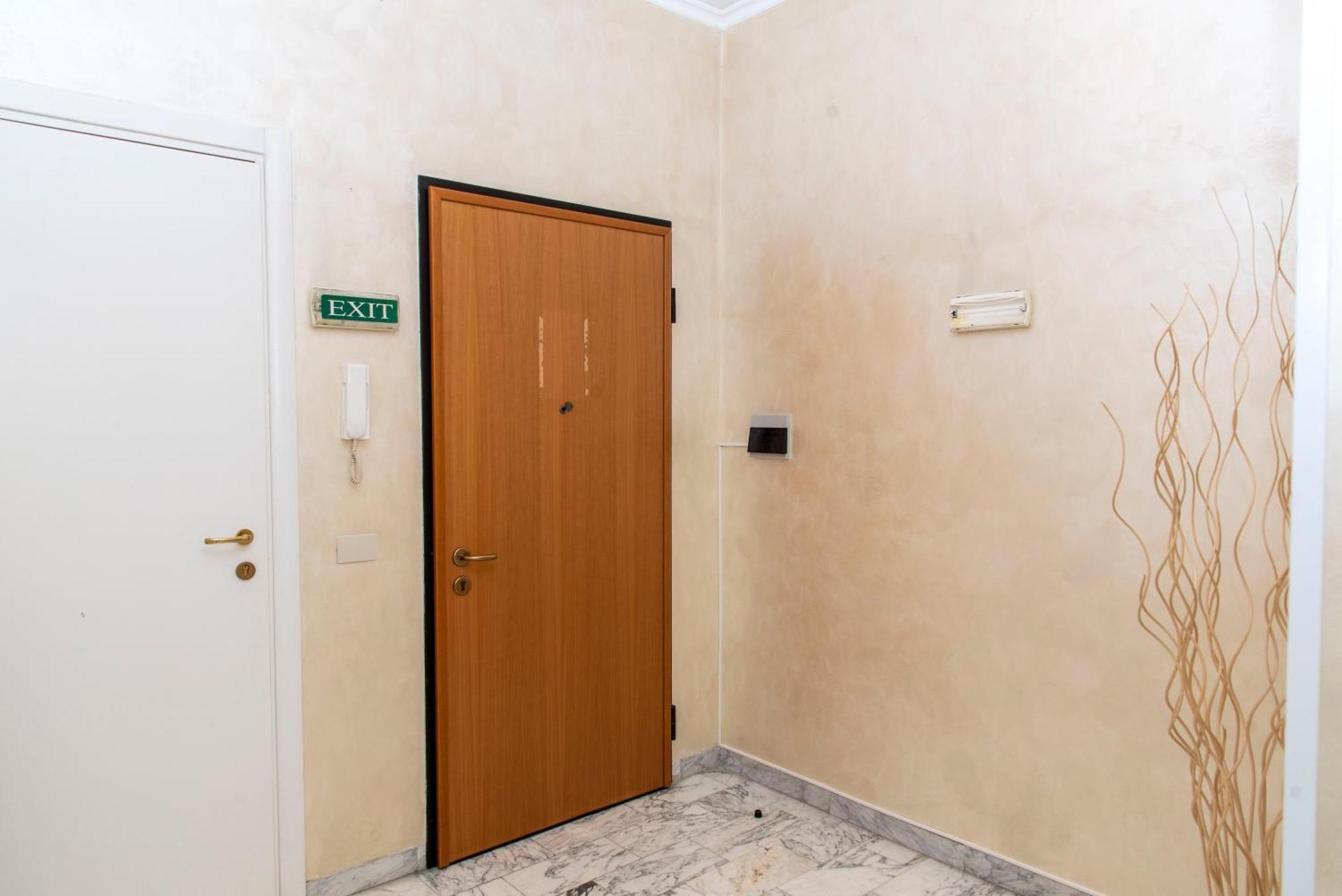 Nicoleta Panzió Róma Szoba fotó
